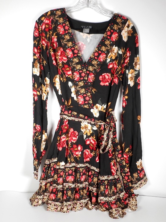 VENUS Dresses & Skirts - Venus Black Floral Rose Womens 14 Party Cocktail Dress Fit and Flare Long Sleeve